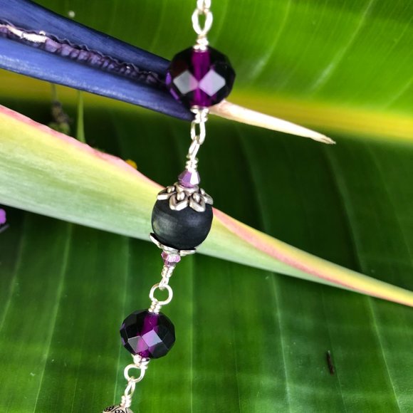 35  3/4" black  Tulasi with purple crystal glass beads - Picture 5 of 7